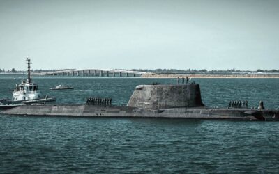 Déploiement du sous-marin nucléaire britannique HMS Anson en mer d’Arabie